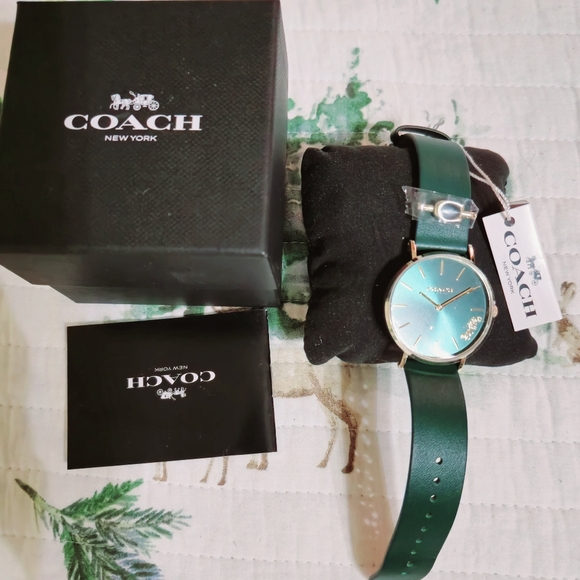 Coach Green Leather Strap Watch Brand New. By New York - Picture 8 of 12